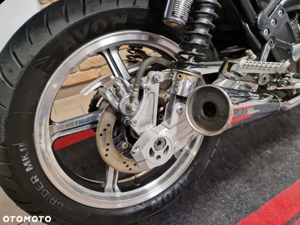 Kawasaki Zephyr - 17