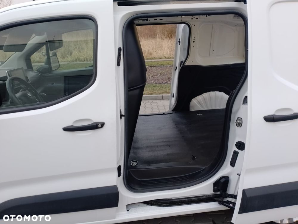 Toyota PROACE CITY L1 1.5d-102PS 3 OSOBY 100000km - 12