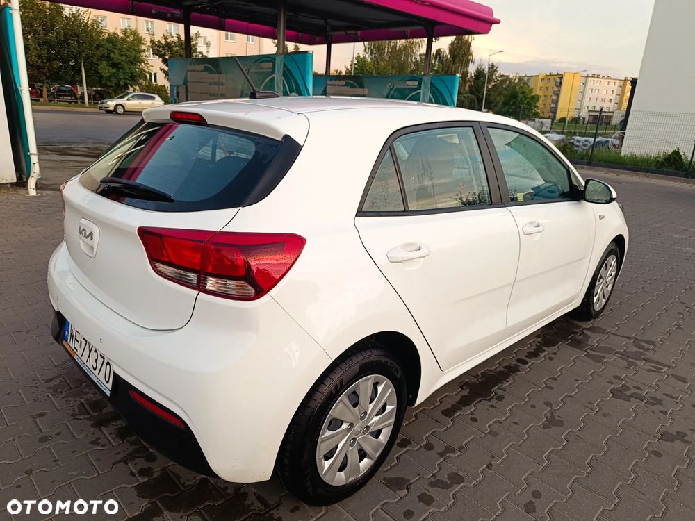 Kia Rio 1.2 M - 23