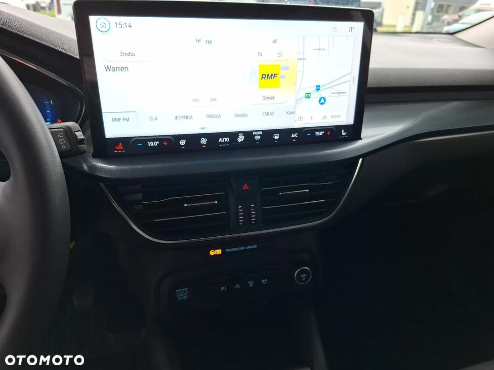 Ford Focus 1.0 EcoBoost mHEV Active X - 31
