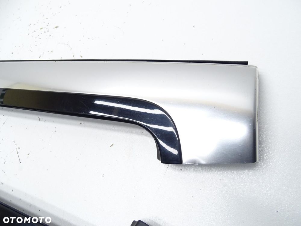 LISTWA PIONOWA SZYBY PRZEDNIEJ PRAWA LEWA 8F0853266D AUDI A5 8T CABRIO - 5