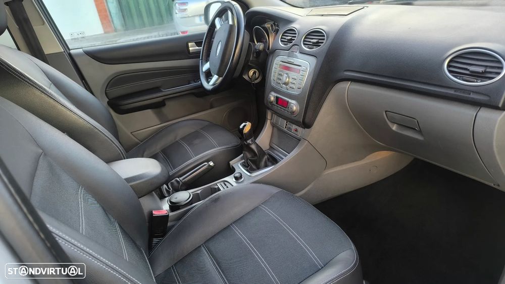 Ford Focus SW 1.6 TDCi Titanium 17 - 4