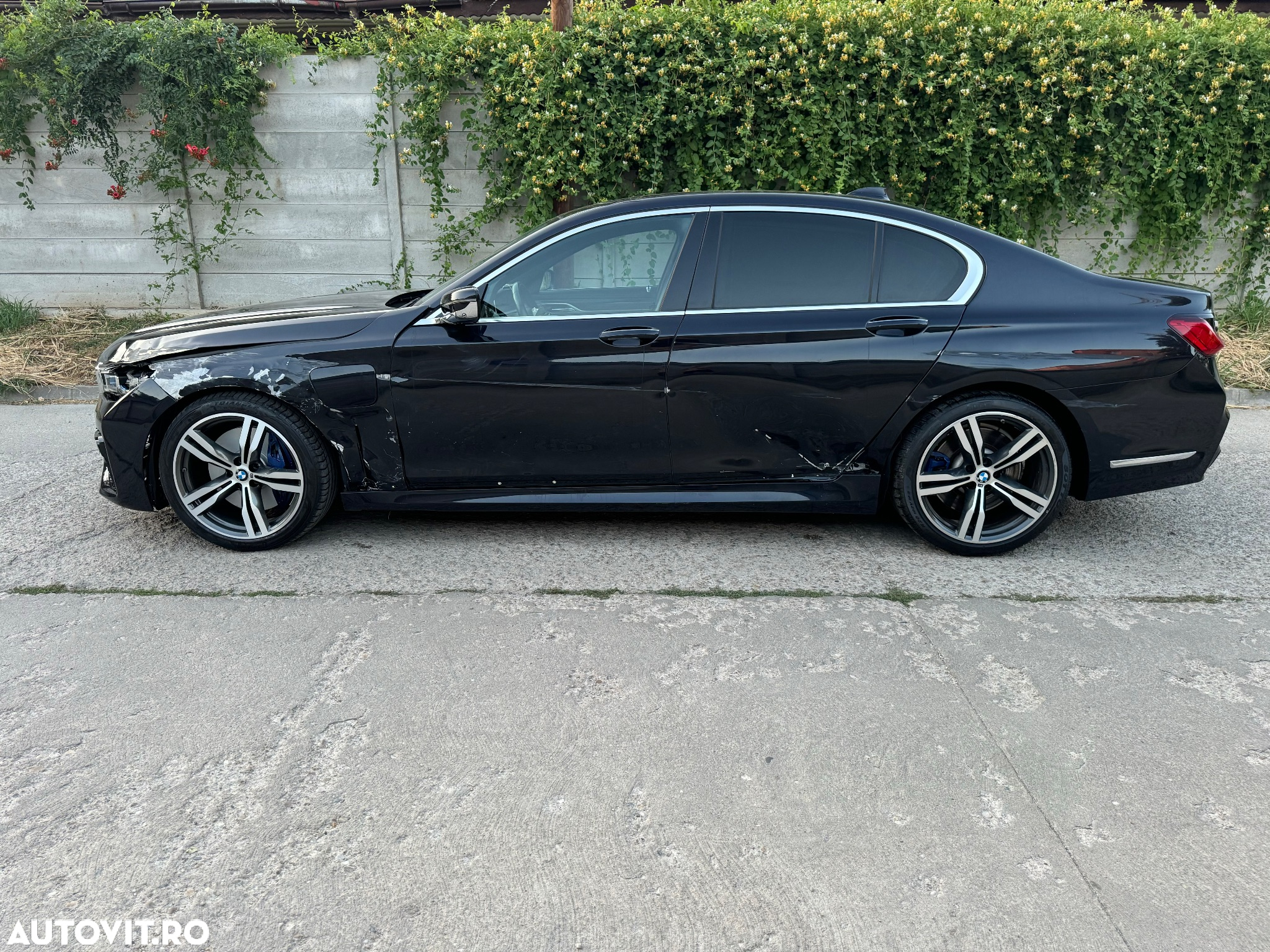 BMW Seria 7 740e iPerformance - 5