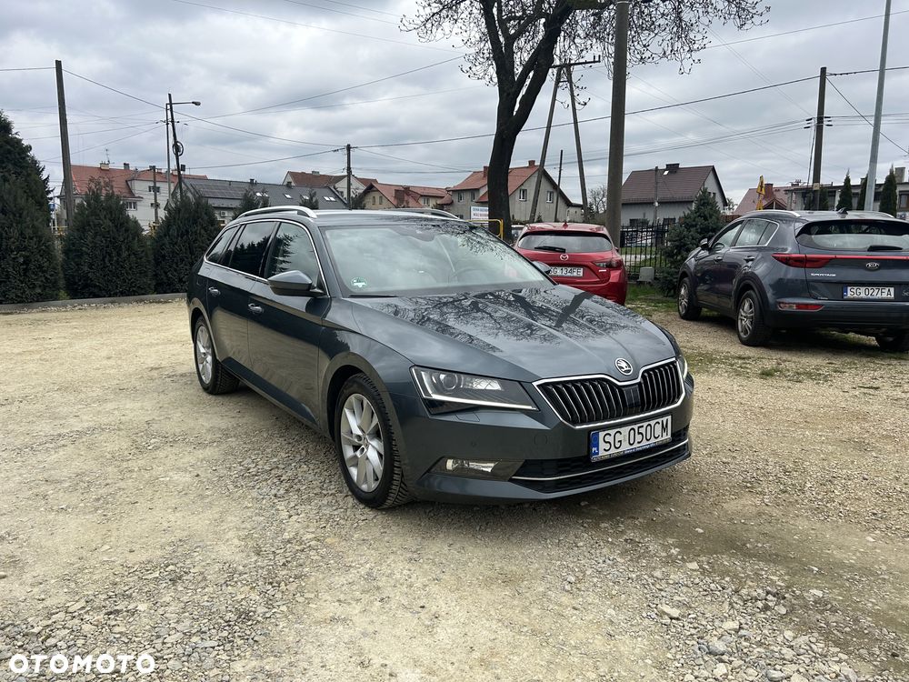 Skoda Superb 2.0 TDI DSG Premium Edition - 1