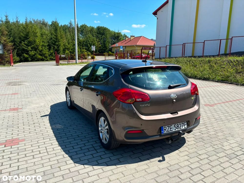 Kia Ceed 1.6 CRDi XL - 4