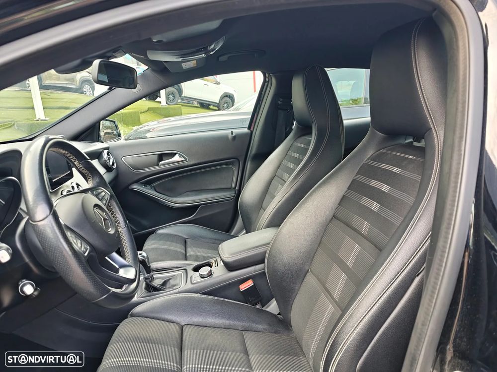 Mercedes-Benz GLA 180 - 4
