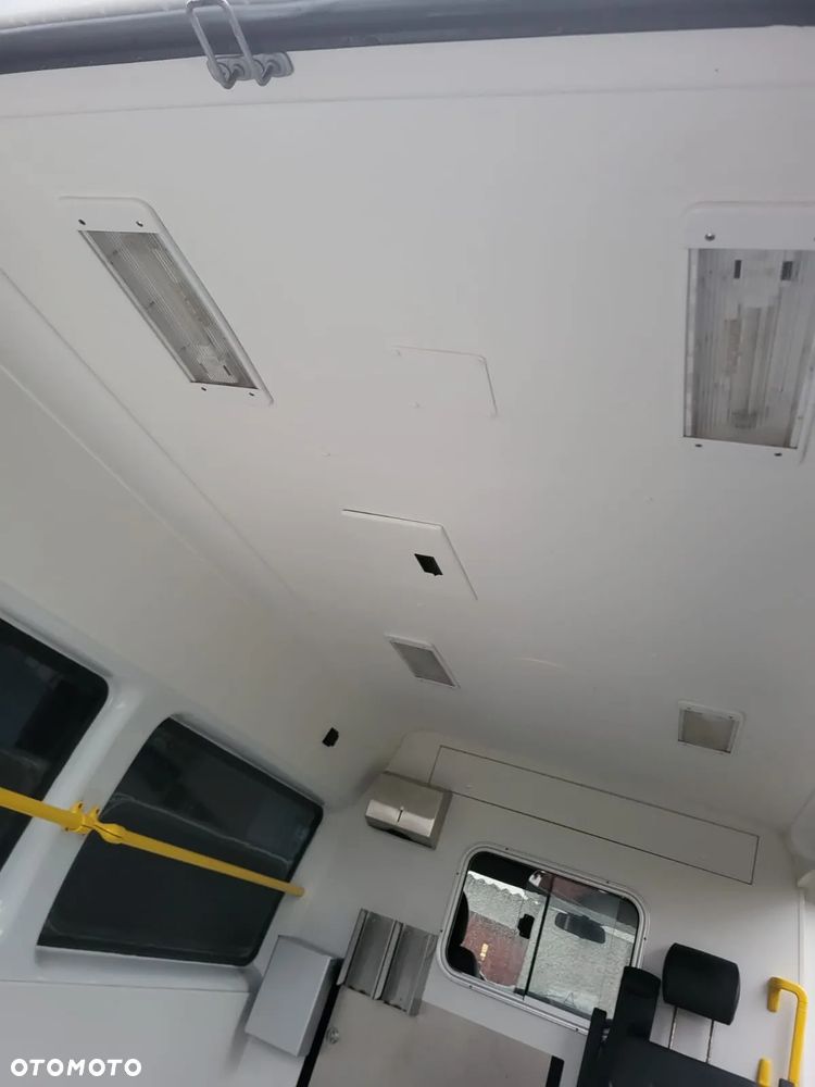 Ford Transit 300S Trend - 13