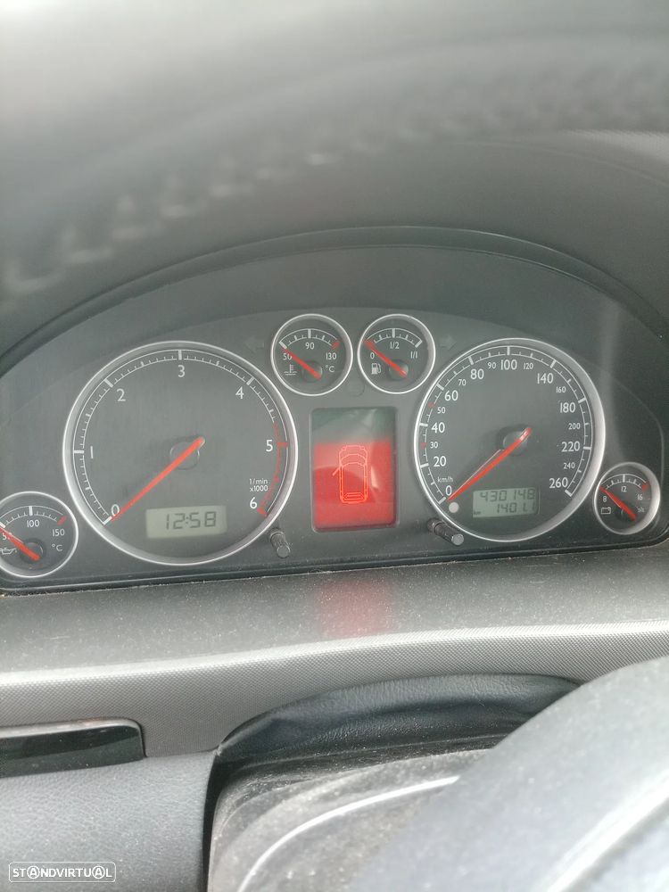 VW Sharan 1.9 TDi Highline AC+TA - 5