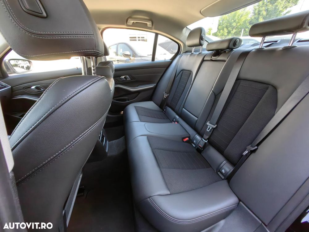 BMW Seria 3 330e xDrive AT PHEV - 8