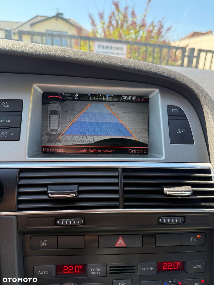 Audi A6 Avant - 16