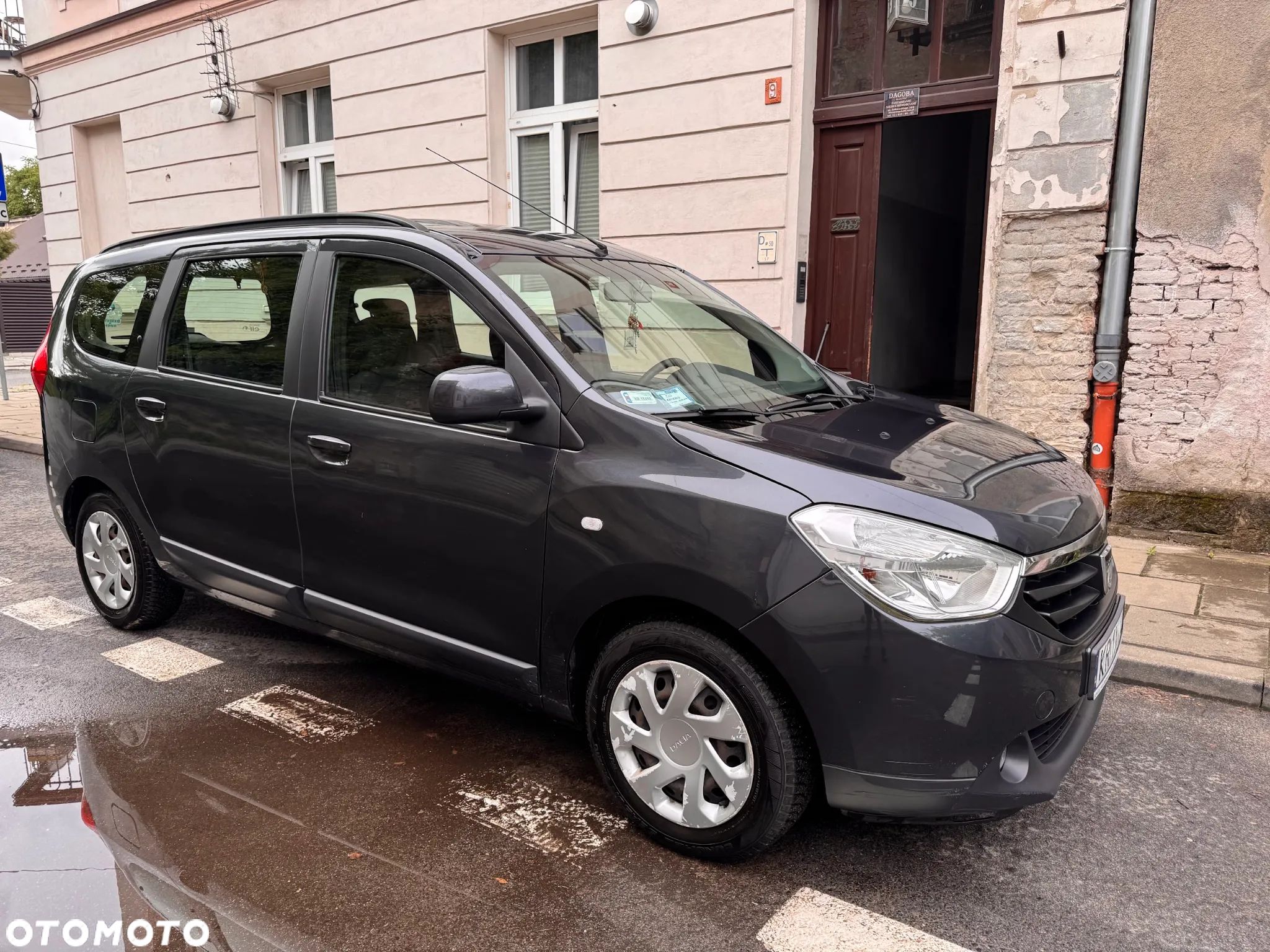 Dacia Lodgy 1.6 SCe Laureate S&S - 1