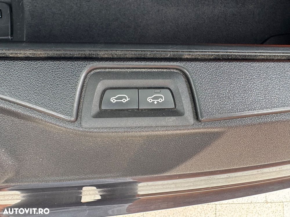 BMW X5 M M50d - 13