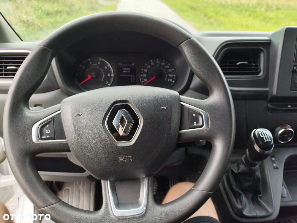 Renault Master 2,3 136KM, brygadówka 7 os. 2020r. - 7