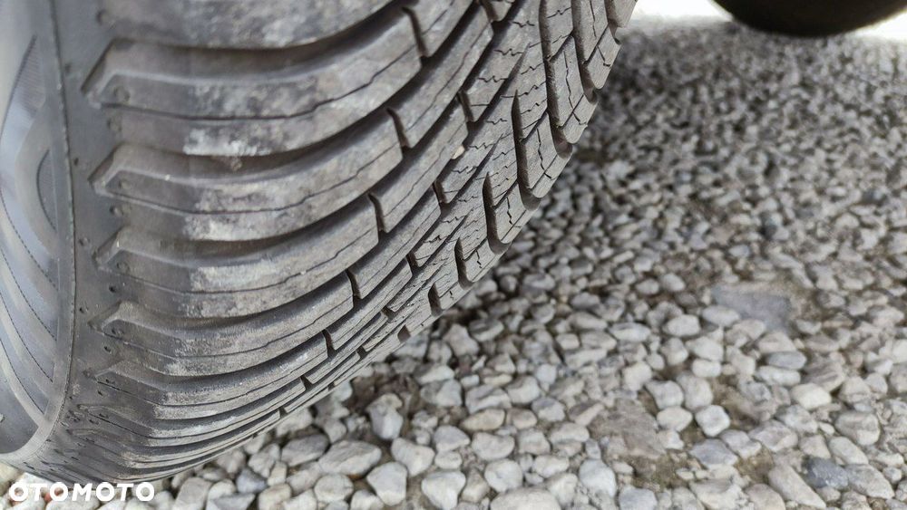 Renault Megane ENERGY TCe 140 EDC BUSINESS - 22