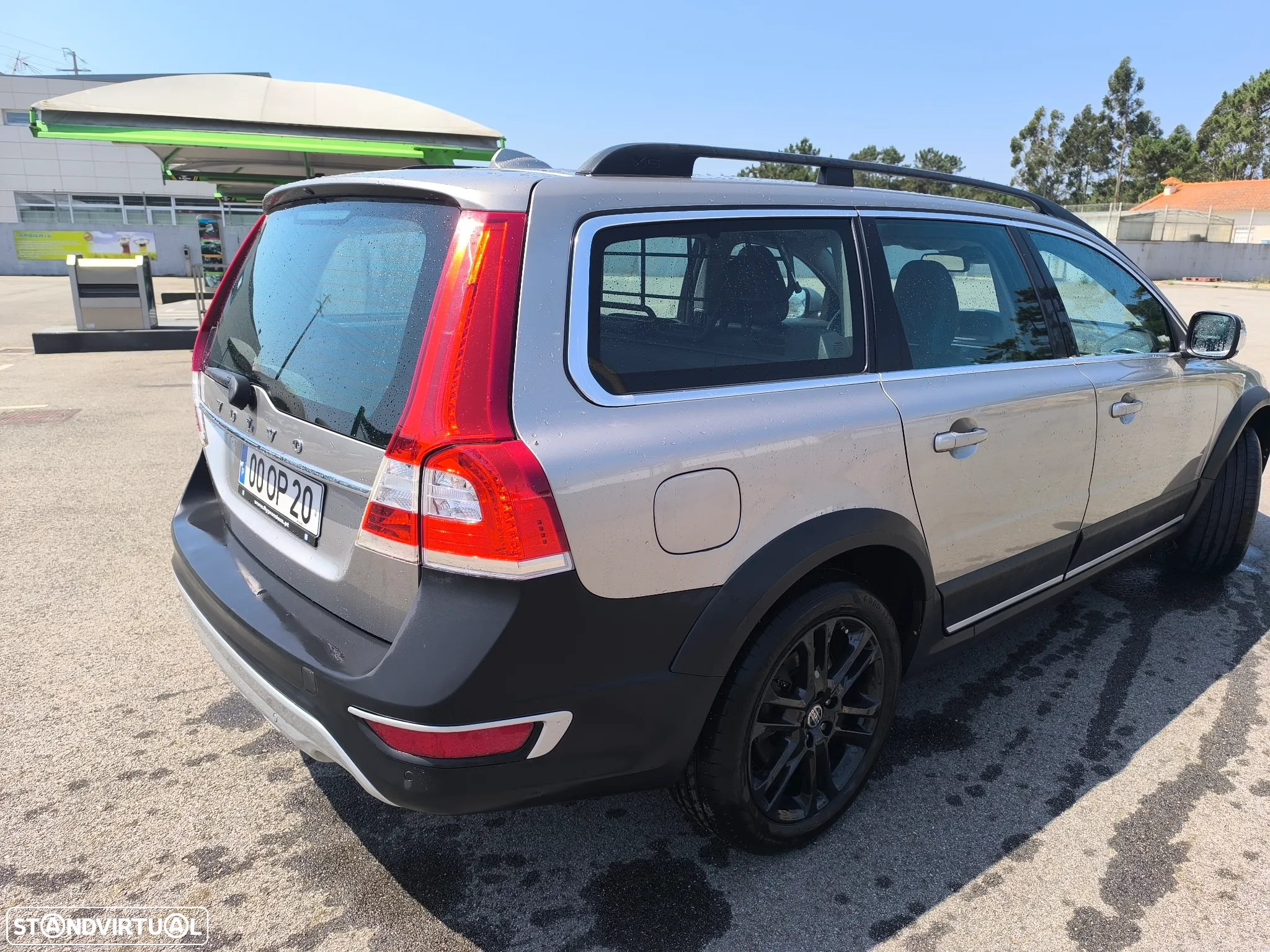 Volvo XC 70 2.0 D4 Summum - 4