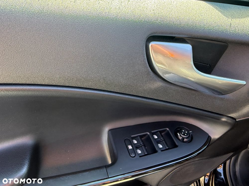 Alfa Romeo Giulietta 2.0 JTDM Distinctive - 10