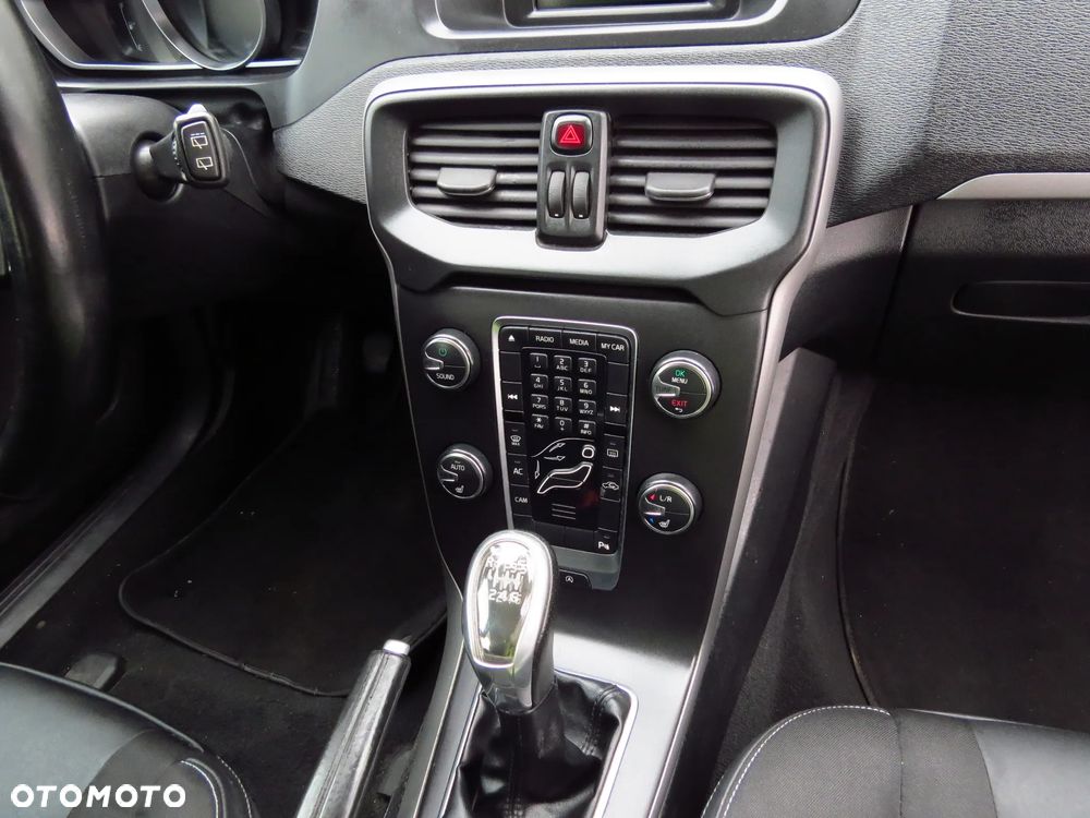 VOLVO V40 II LAKIER 477-46 1.6 D2 D4162T NA CZĘŚCI - 24