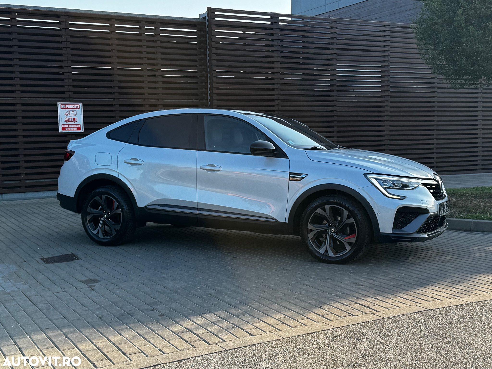Renault Arkana TCe 140 EDC R.S. LINE - 9