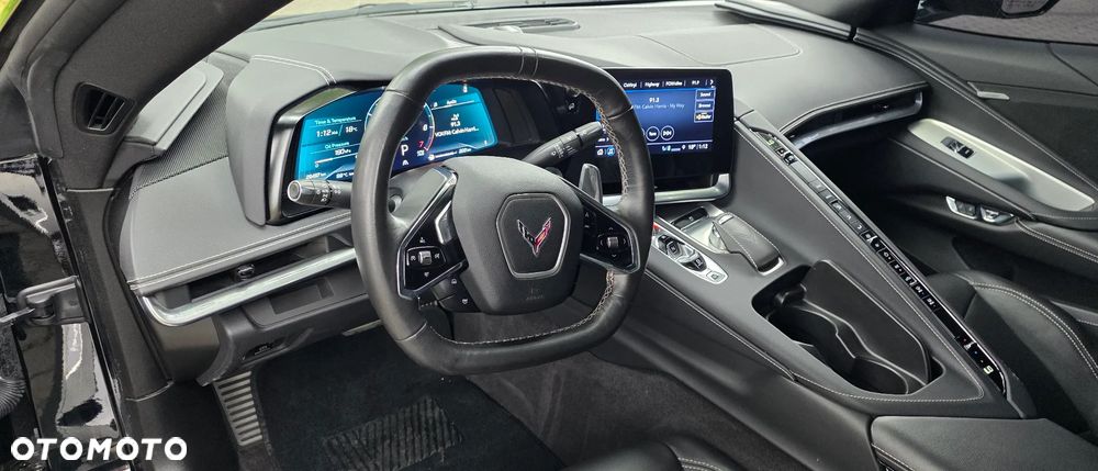 Chevrolet Corvette - 17