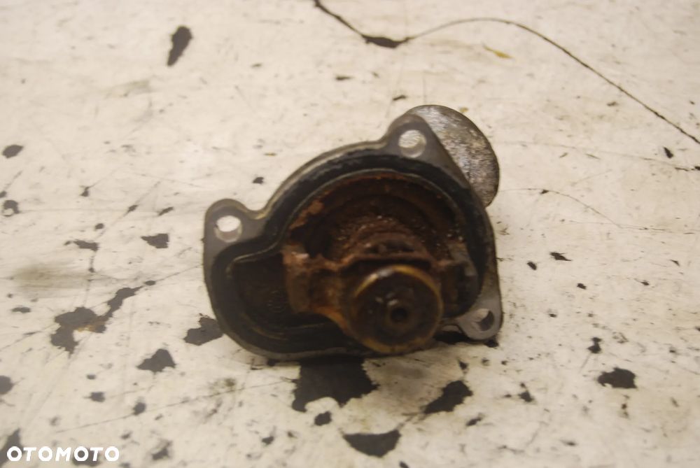 OBUDOWA TERMOSTATU 12992692 OPEL CORSA D 1.2 14 ASTRA III - 4
