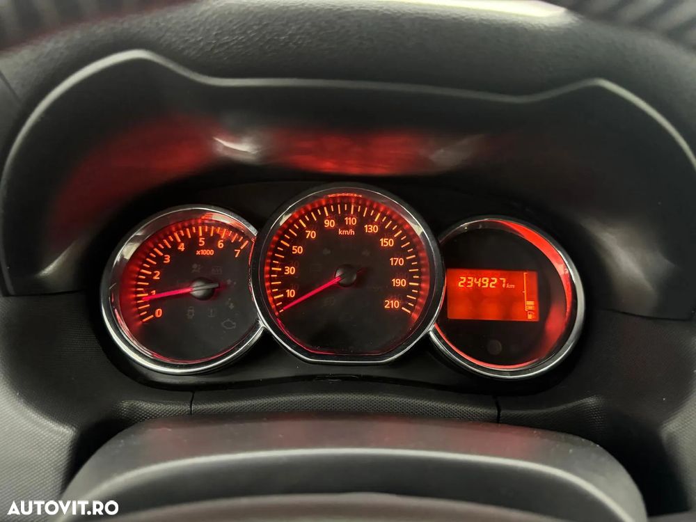 Dacia Duster dCi 110 2WD Prestige - 11