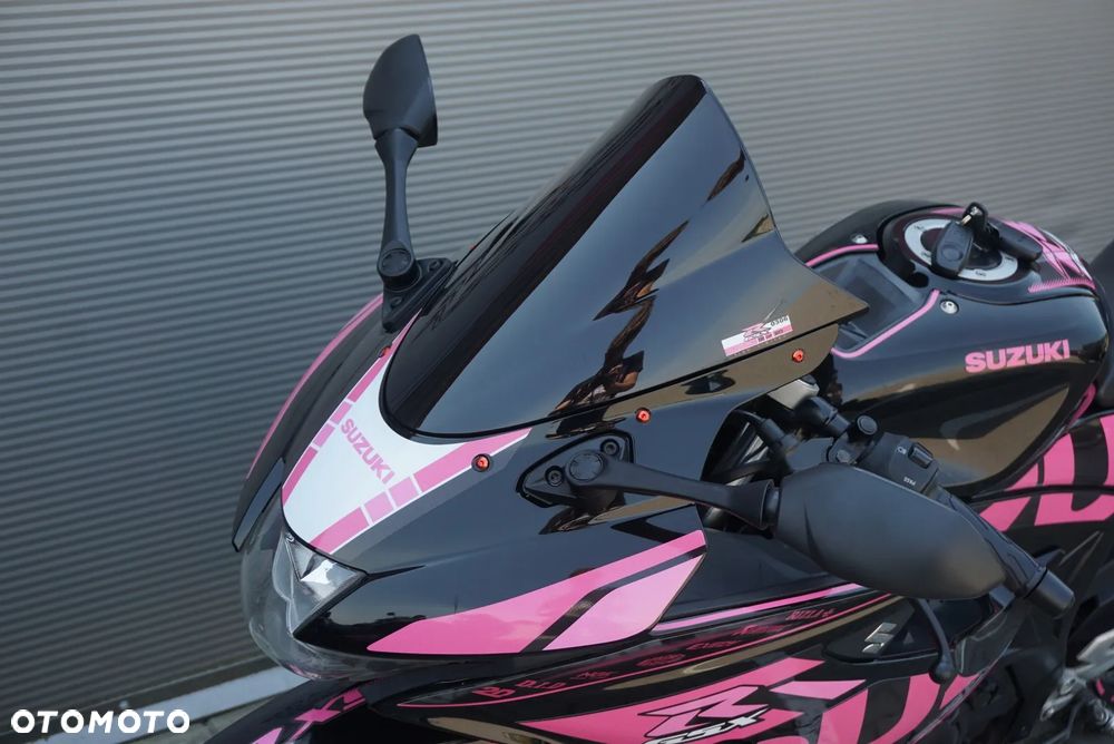 Suzuki GSX - 4
