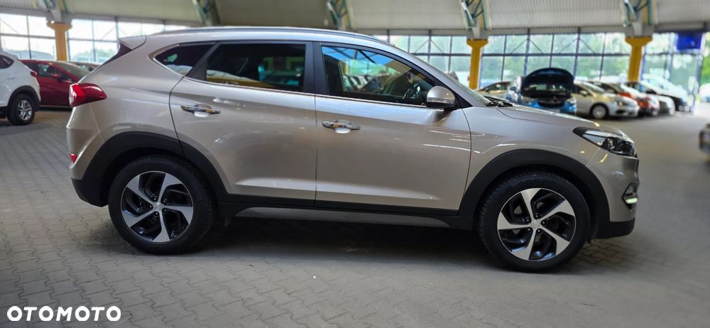 Hyundai Tucson - 10