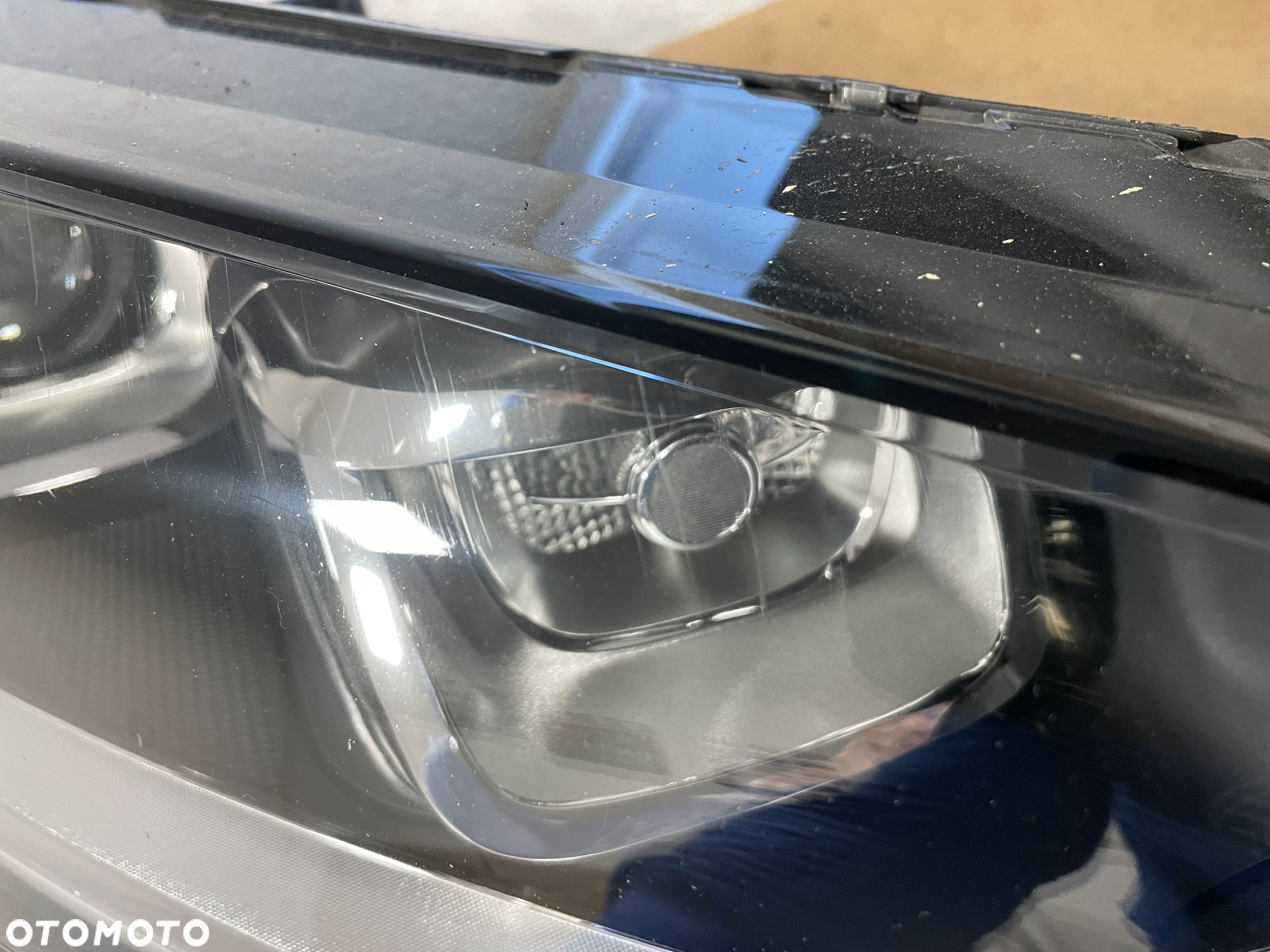 VW GOLF Sportsvan VII LAMPA PRAWA - 4