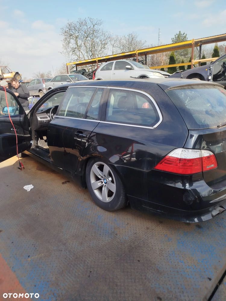 BMW E 61 na części. - 9