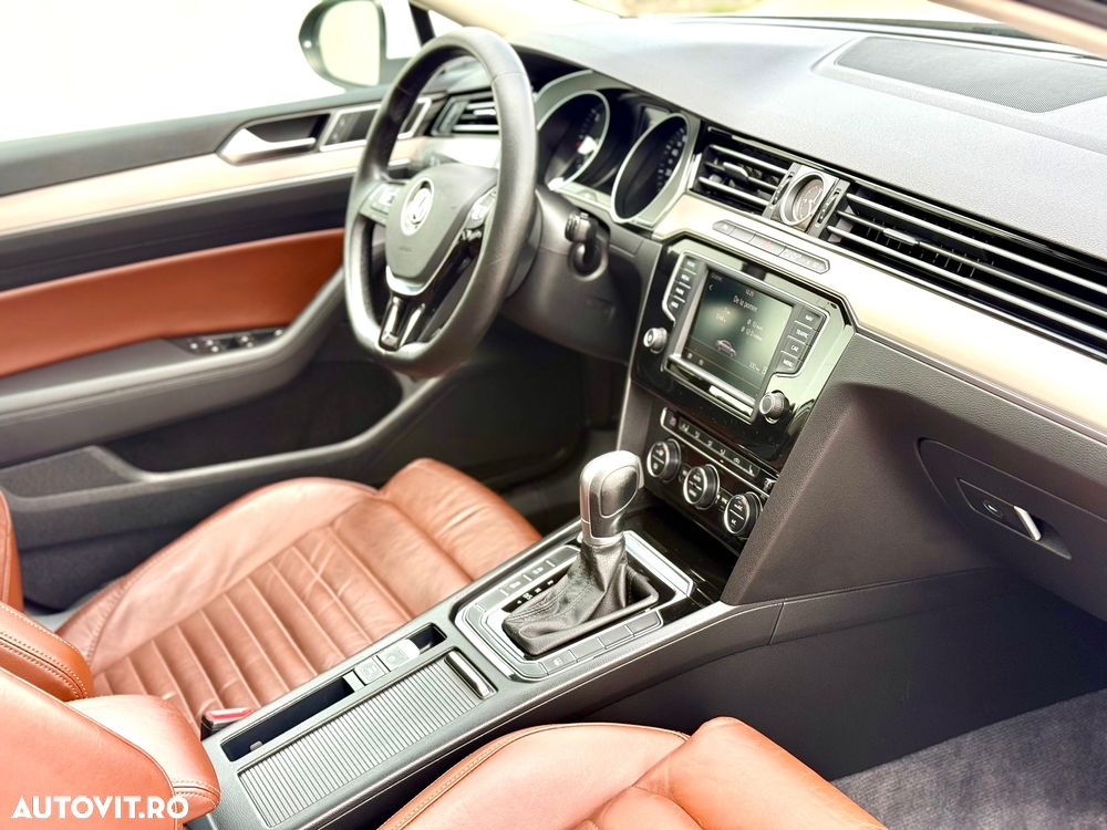 Volkswagen Passat 2.0 TDI DSG R Executive - 5