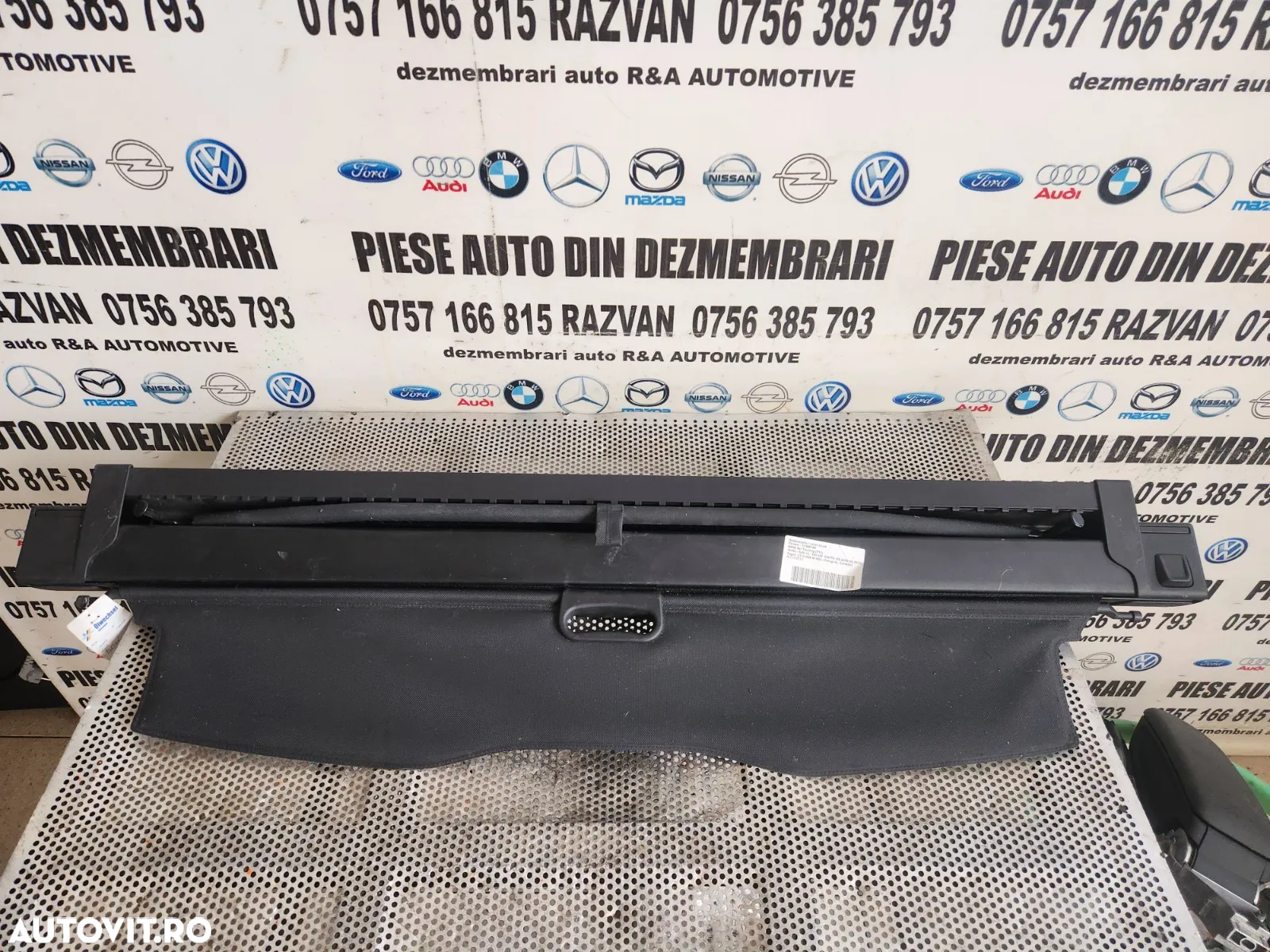 Rulou Plasa Separator Portbagaj Bmw Seria 5 F11 - Dezmembrari Arad - 4