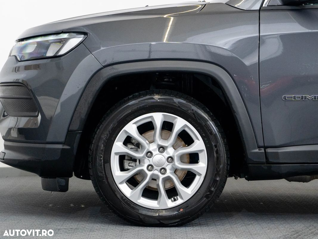 Jeep Compass - 8