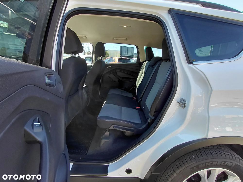 Ford Escape - 16