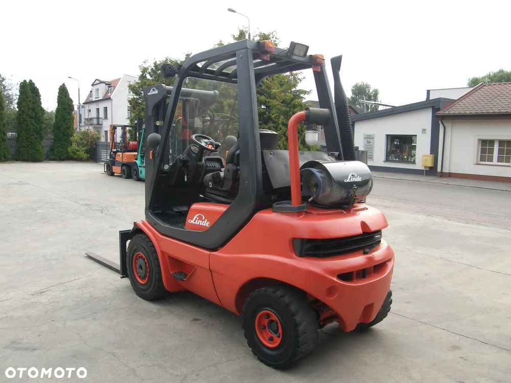 Linde H25T-03 TRIPLEX 4,60 z Niemiec - 21