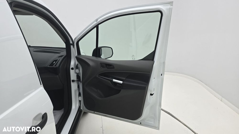 Ford Transit Connect - 18