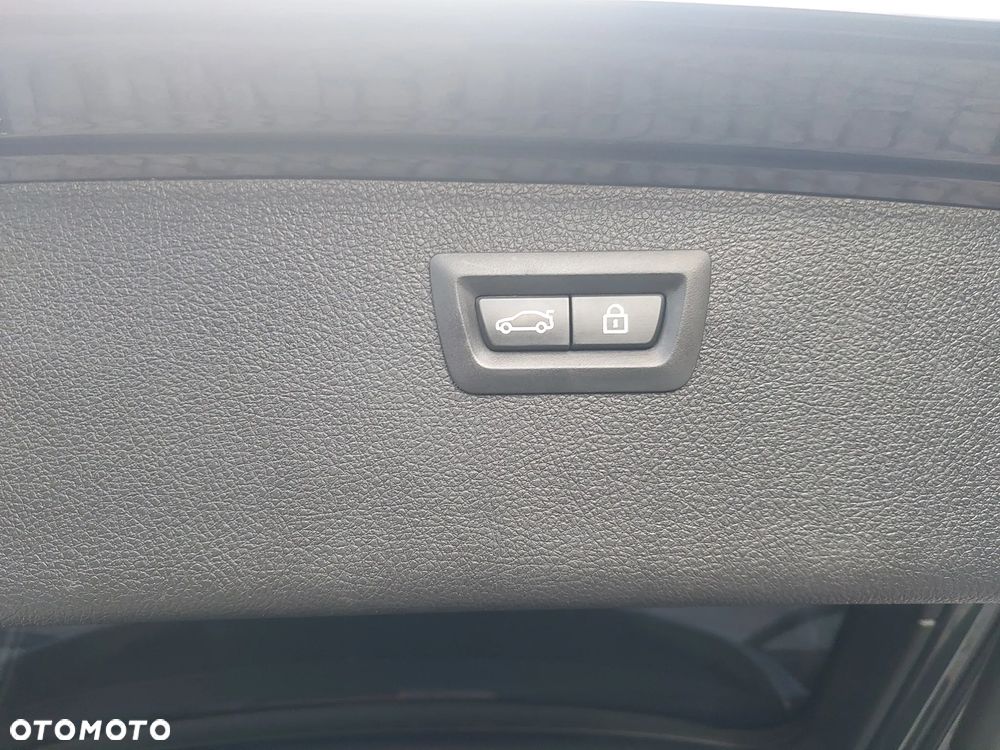BMW Seria 3 - 30