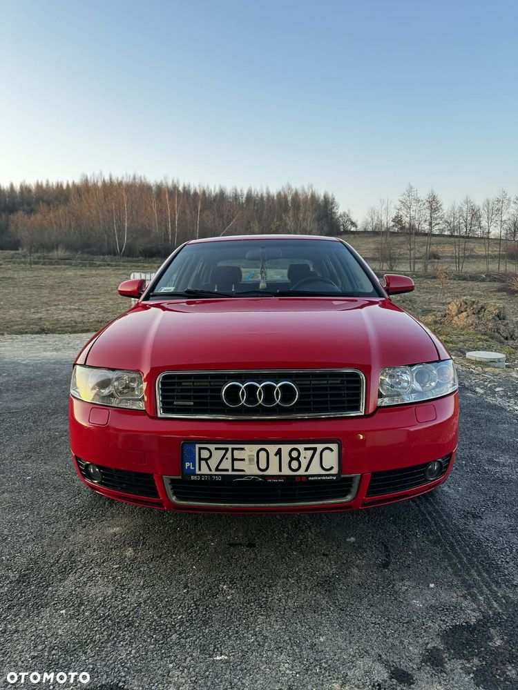 Audi A4 Limousine 1.8T Quattro - 4