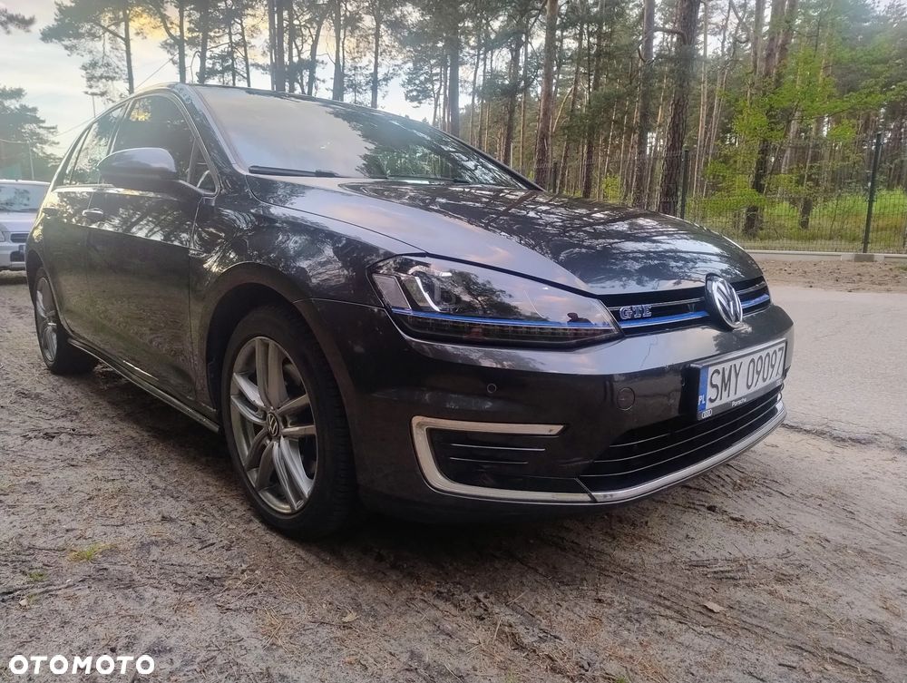 Volkswagen Golf - 9