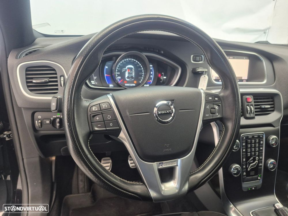 Volvo V40 2.0 D2 R-Design - 12