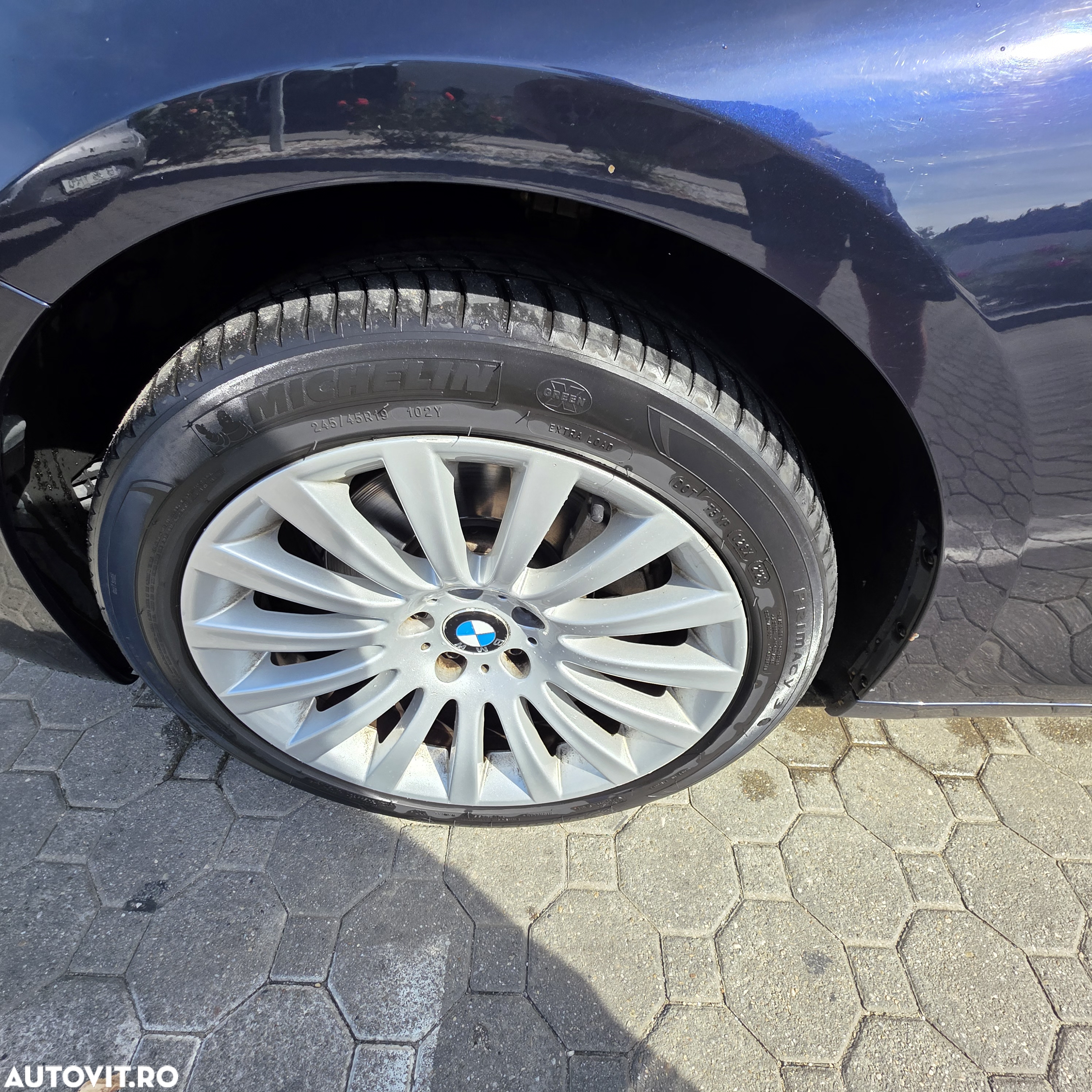 BMW Seria 5 530d xDrive AT - 13