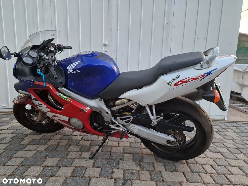 Honda CBR - 6