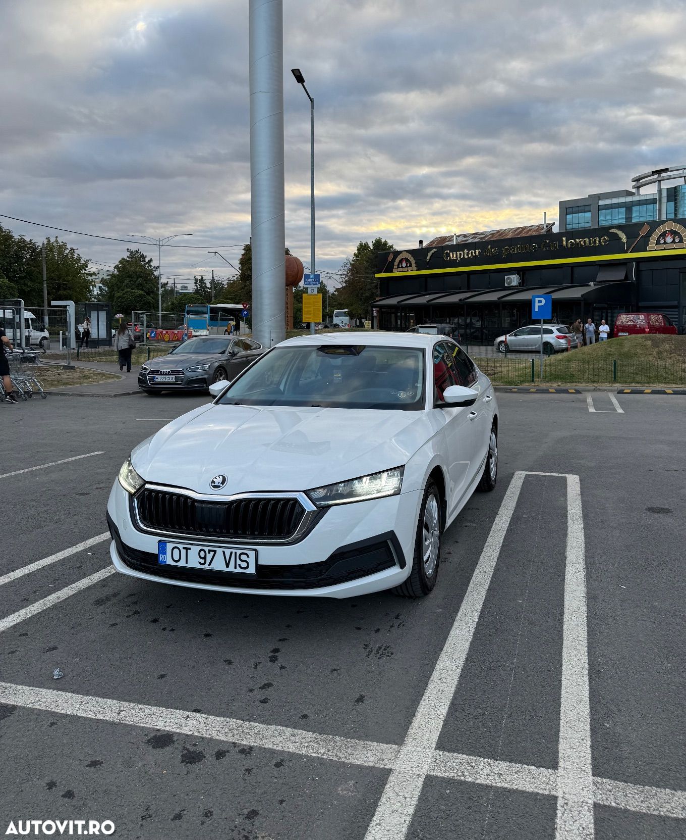 Skoda Octavia 2.0 TDI Ambition - 1