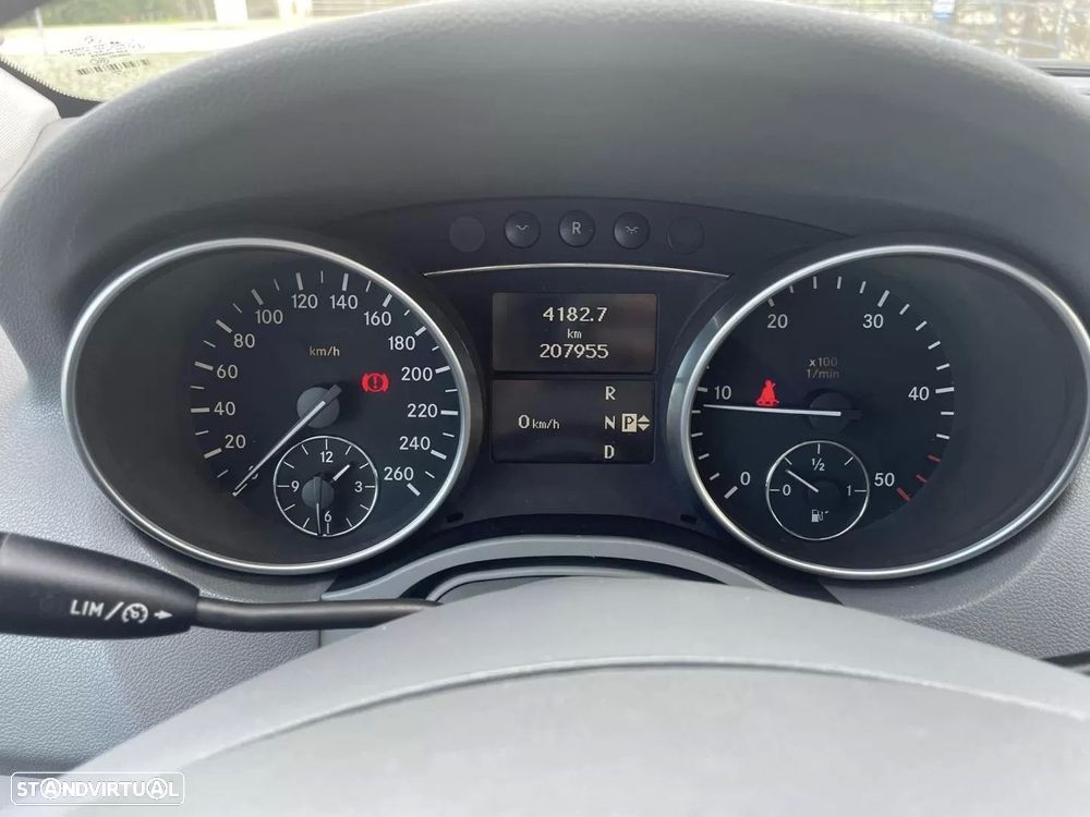 Mercedes-Benz ML 320 CDI - 10