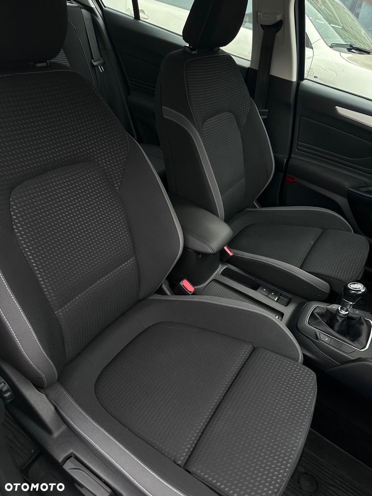 Ford Focus 1.5 EcoBlue Active - 8