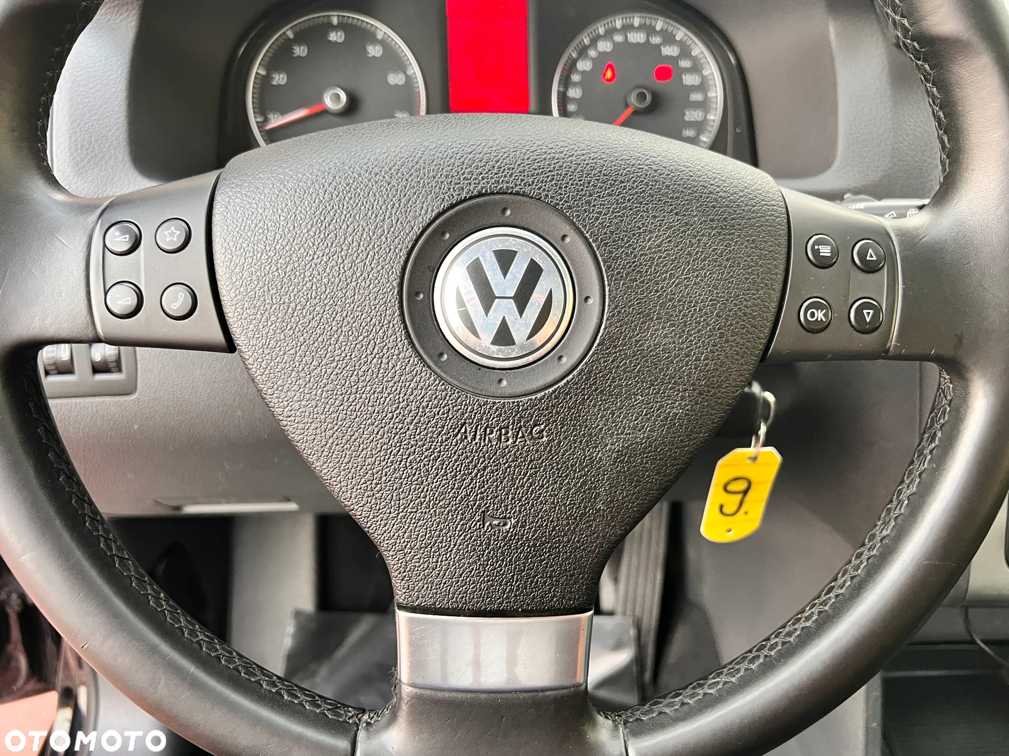 Volkswagen Touran 1.6 Trendline - 28