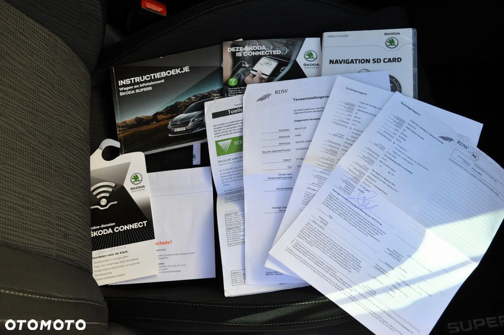 Skoda Superb 1.6 TDI GreenLine - 38