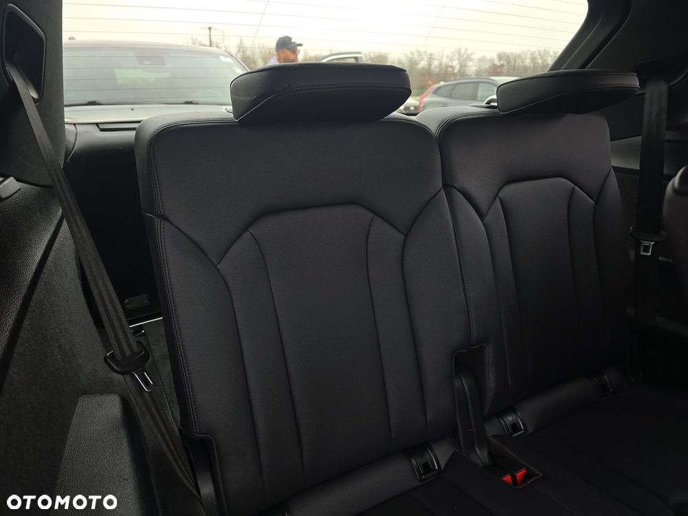 Audi Q7 3.0 TFSI Quattro Tiptronic - 16