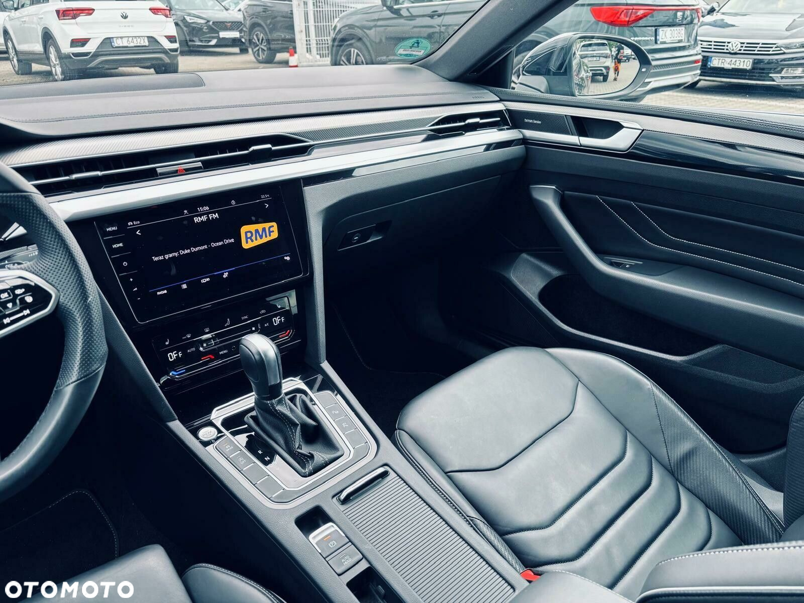 Volkswagen Arteon 2.0 TSI R-Line DSG - 25