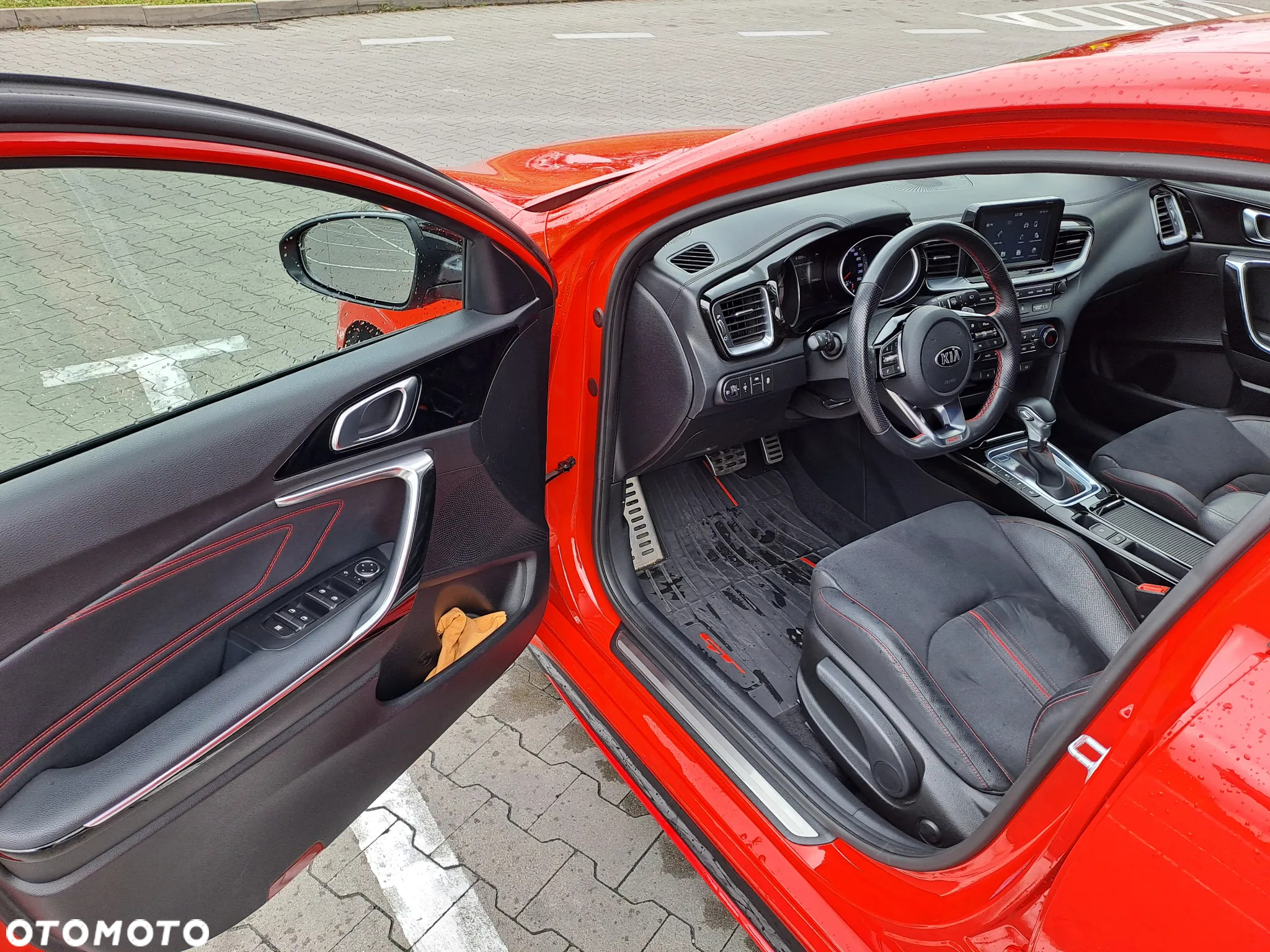 Kia ProCeed 1.6 T-GDI GT DCT - 12