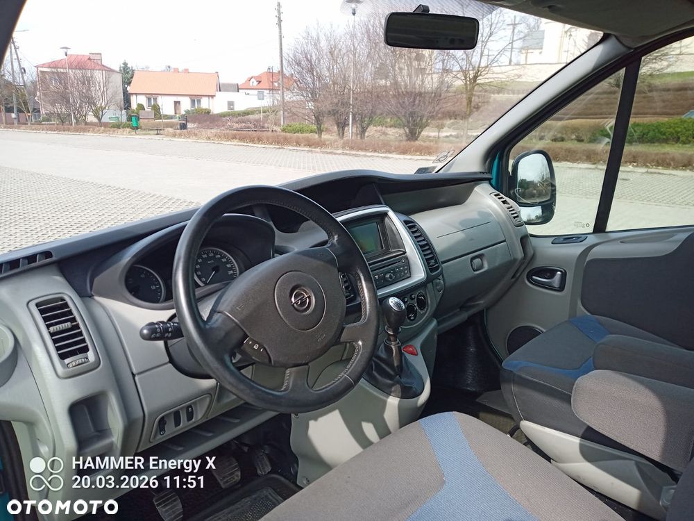 Opel Vivaro - 10